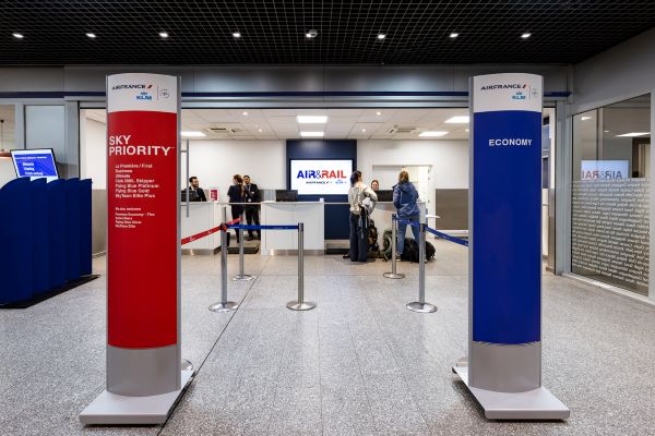 Air France Sky Priority and Economy check-in counters.